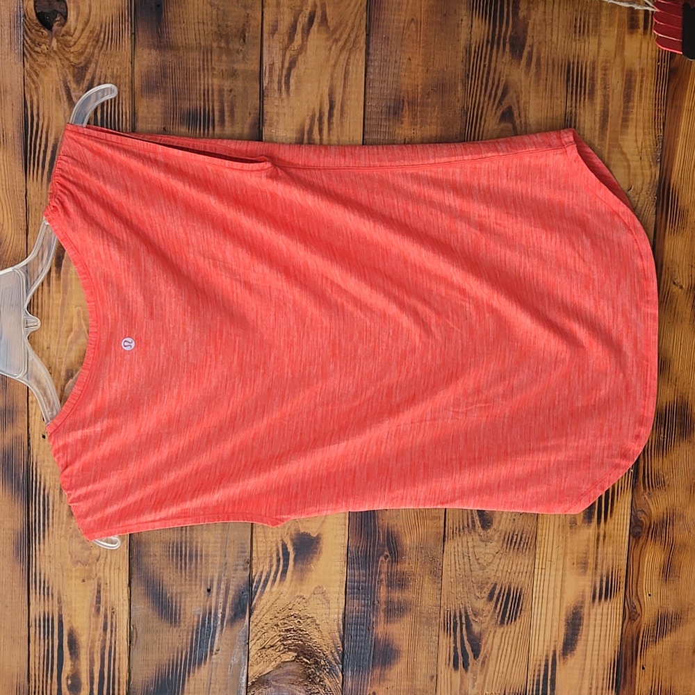Lululemon shirt - Picture 4 of 4